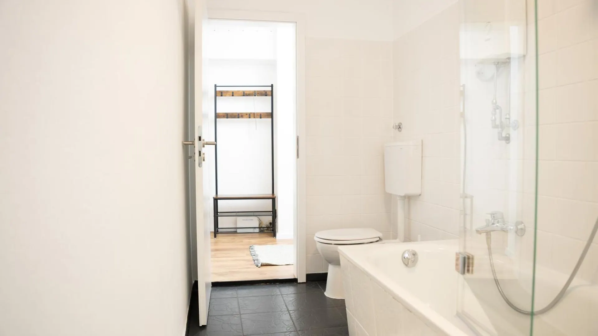 Zentrale Wohnung Am Dom - Parkplatz - Netflix Augsburg Apartment